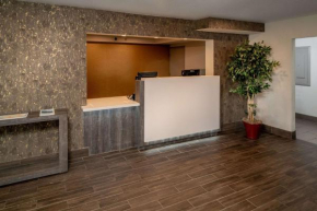 Гостиница Clarion Pointe Beckley I-77  Бекли